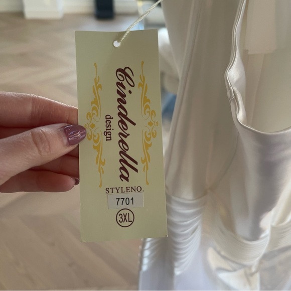 NEW Halter Collared White Dress with Slit Bridal or Prom - Picture 6 of 7